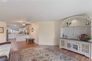 815 Pine St, Rogue River, OR 97537 - Photo 5