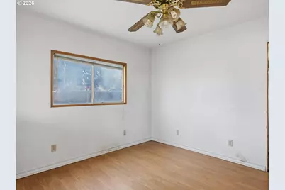 6629 SE 64th Ave, Portland, OR 97206 - Photo 5