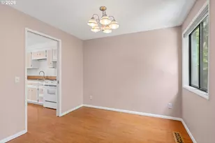 5792 SW 204th Pl, Beaverton, OR 97078 - Photo 7