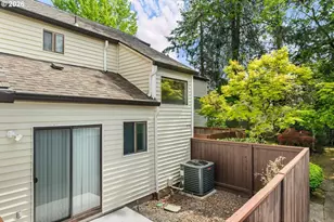 5792 SW 204th Pl, Beaverton, OR 97078 - Photo 29