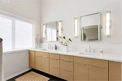 9739 NW Engleman St, Portland, OR 97229 - Photo 23