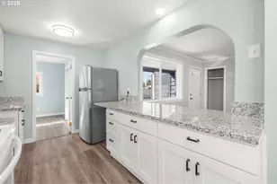 8940 SE Stanley Pl, Portland, OR 97206 - Photo 9