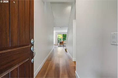 1041 Epperly Way, West Linn, OR 97068 - Photo 5