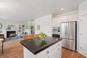 1041 Epperly Way, West Linn, OR 97068 - Photo 13