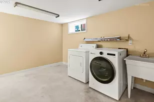 1915 NE 56th Ave, Portland, OR 97213 - Photo 27