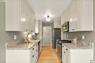 1915 NE 56th Ave, Portland, OR 97213 - Photo 9