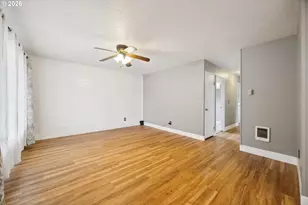 15445 SE Stephens Ct, Portland, OR 97233 - Photo 9
