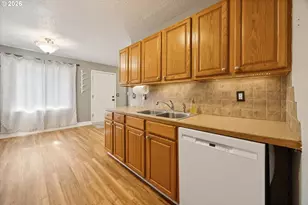 15445 SE Stephens Ct, Portland, OR 97233 - Photo 17