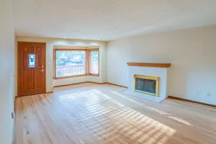 1108 SE 168th Ave, Portland, OR 97233 - Photo 9