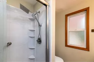 1108 SE 168th Ave, Portland, OR 97233 - Photo 11