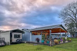 61 SW Oak St, Winston, OR 97496 - Photo 39