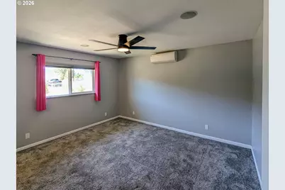 61 SW Oak St, Winston, OR 97496 - Photo 13