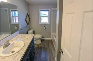 61 SW Oak St, Winston, OR 97496 - Photo 9