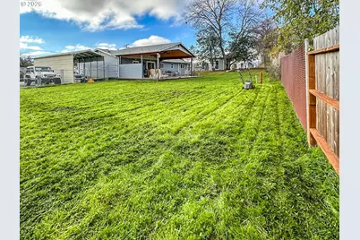 61 SW Oak St, Winston, OR 97496 - Photo 43