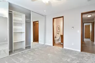 1514 NE Hogan Dr, Gresham, OR 97030 - Photo 13