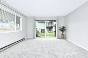 1514 NE Hogan Dr, Gresham, OR 97030 - Photo 7