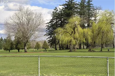 1514 NE Hogan Dr, Gresham, OR 97030 - Photo 25