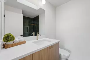 9827 N Ivanhoe St, Portland, OR 97203 - Photo 13