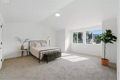 9827 N Ivanhoe St, Portland, OR 97203 - Photo 11