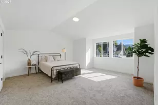 9827 N Ivanhoe St, Portland, OR 97203 - Photo 11