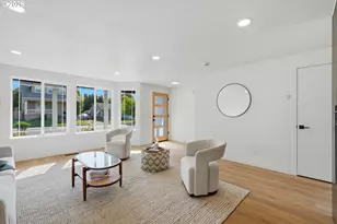 9827 N Ivanhoe St, Portland, OR 97203 - Photo 5