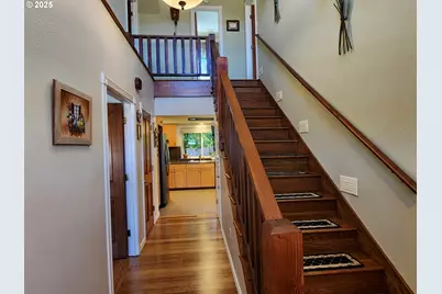 1126 Washington St, Port Orford, OR 97465 - Photo 15