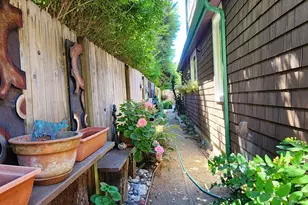 1126 Washington St, Port Orford, OR 97465 - Photo 27