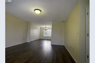 19707 SE 42nd St, Camas, WA 98607 - Photo 13