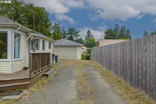 456 N Cammann St, Coos Bay, OR 97420 - Photo 7
