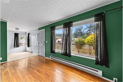 456 N Cammann St, Coos Bay, OR 97420 - Photo 9