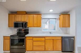 2155 Robins Ln SE, Salem, OR 97306 - Photo 29