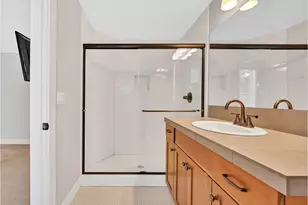 4417 N Gantenbein Ave, Portland, OR 97217 - Photo 21