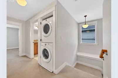 4417 N Gantenbein Ave, Portland, OR 97217 - Photo 23