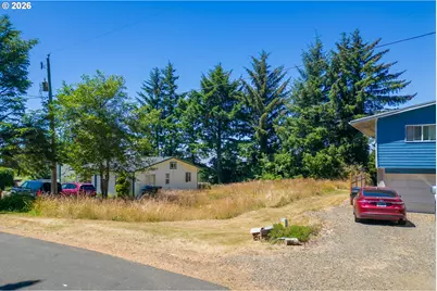 2118 NW Viewridge Dr, Waldport, OR 97394 - Photo 3