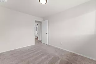 17527 SW McKnight Ln, Beaverton, OR 97006 - Photo 31