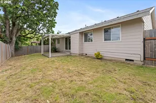 17527 SW McKnight Ln, Beaverton, OR 97006 - Photo 45