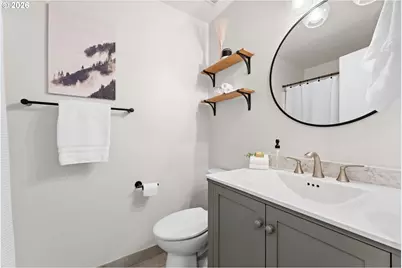 17527 SW McKnight Ln, Beaverton, OR 97006 - Photo 33