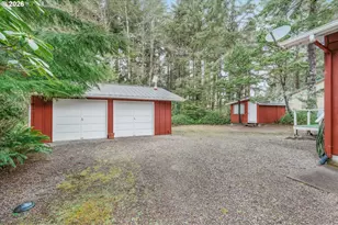 7470 S Coast Hwy, South Beach, OR 97366 - Photo 31