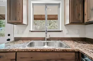 37875 Row River Rd, Dorena, OR 97434 - Photo 11