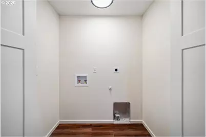 37875 Row River Rd, Dorena, OR 97434 - Photo 13