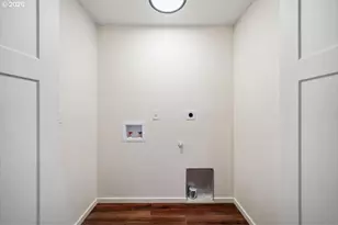 37875 Row River Rd, Dorena, OR 97434 - Photo 13