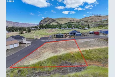 400 Deschutes Ln, Rufus, OR 97050 - Photo 1