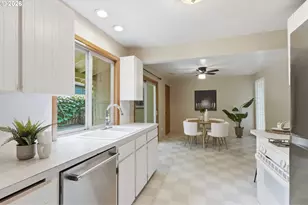 8390 SW Godwin Ct, Portland, OR 97223 - Photo 13