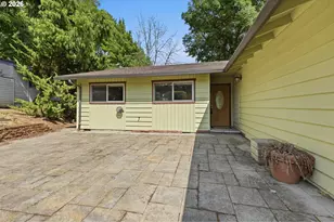8390 SW Godwin Ct, Portland, OR 97223 - Photo 3