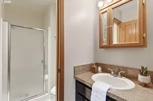 8390 SW Godwin Ct, Portland, OR 97223 - Photo 21