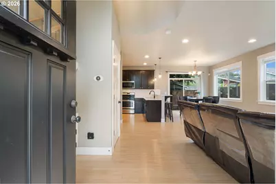 10321 N Midway Ave, Portland, OR 97203 - Photo 5