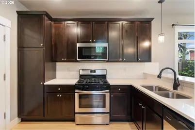 10321 N Midway Ave, Portland, OR 97203 - Photo 19
