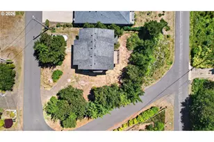 1902 NW Cedarcrest Pl, Waldport, OR 97394 - Photo 39