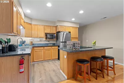 3368 SW Delaney Pl, Portland, OR 97225 - Photo 15