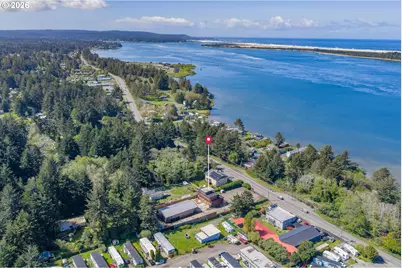 92786 Cape Arago Hwy, Coos Bay, OR 97420 - Photo 13